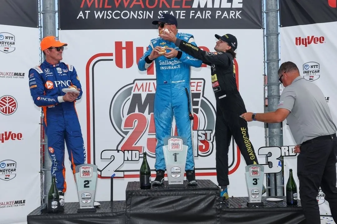 Scott Dixon, Scott McLaughlin e Colton Herta em 2024