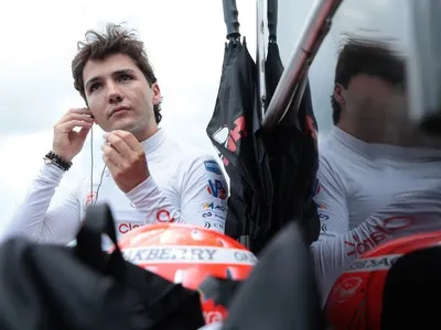 Enzo Fittipaldi confirma conversas para correr na Indy em 2027