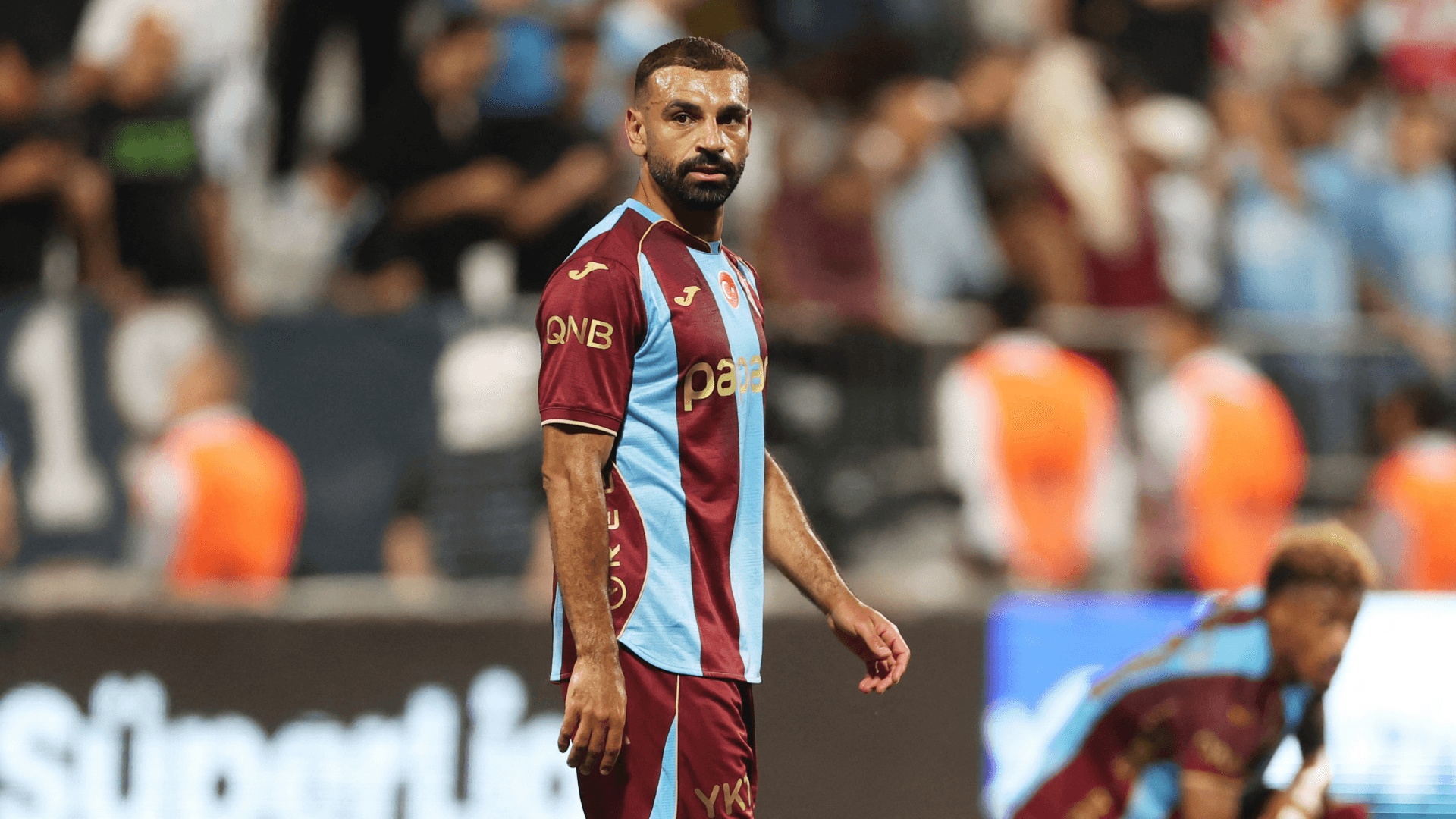 Técnico de Salah pede demissão após goleada, mas clube rejeita; entenda - QTU Questões do Universo