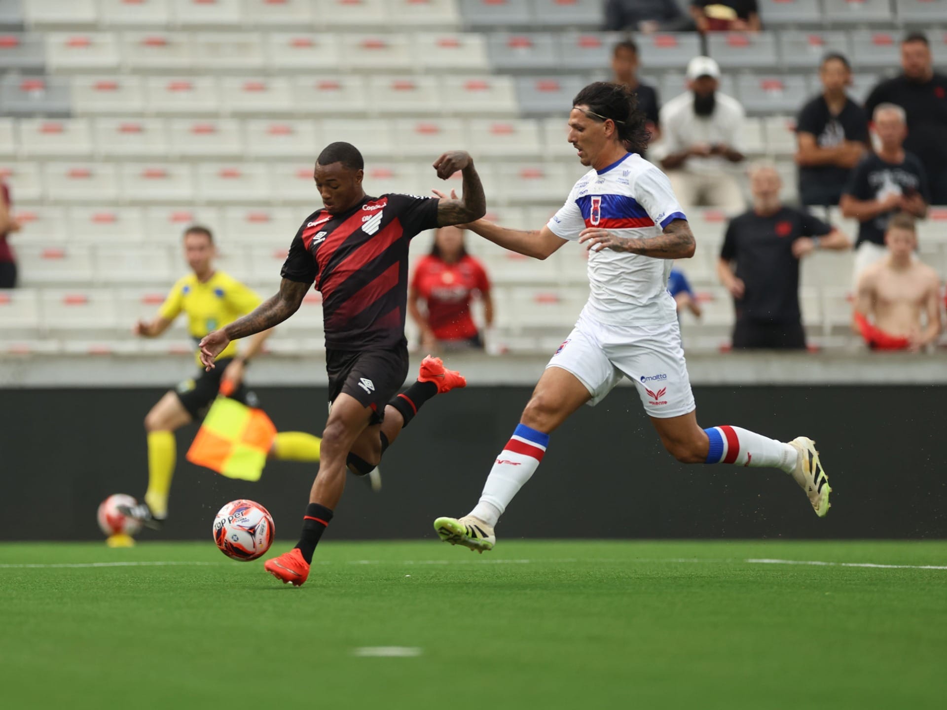 Paraná Clube derrota Athletico na abertura da Copa Paraná - QTU Questões do Universo