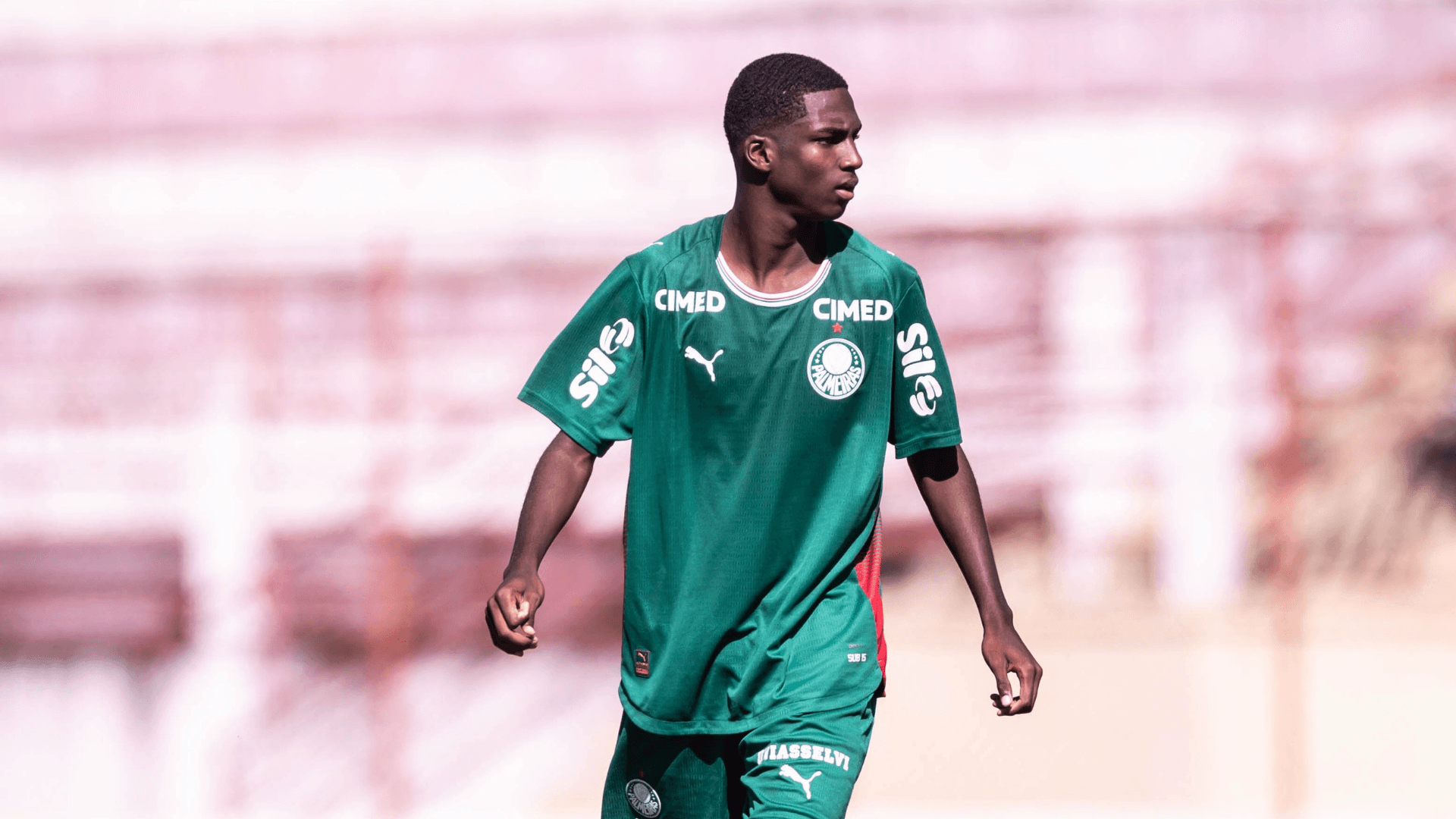 Joia do Palmeiras marca golaço no sub-15; veja o lance