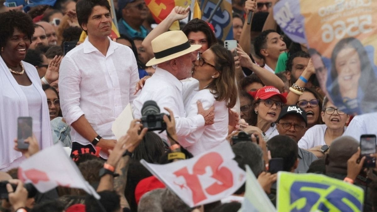 Lula comete gafe durante ato e confunde Janja com ex-mulher Marisa; veja - QTU Questões do Universo
