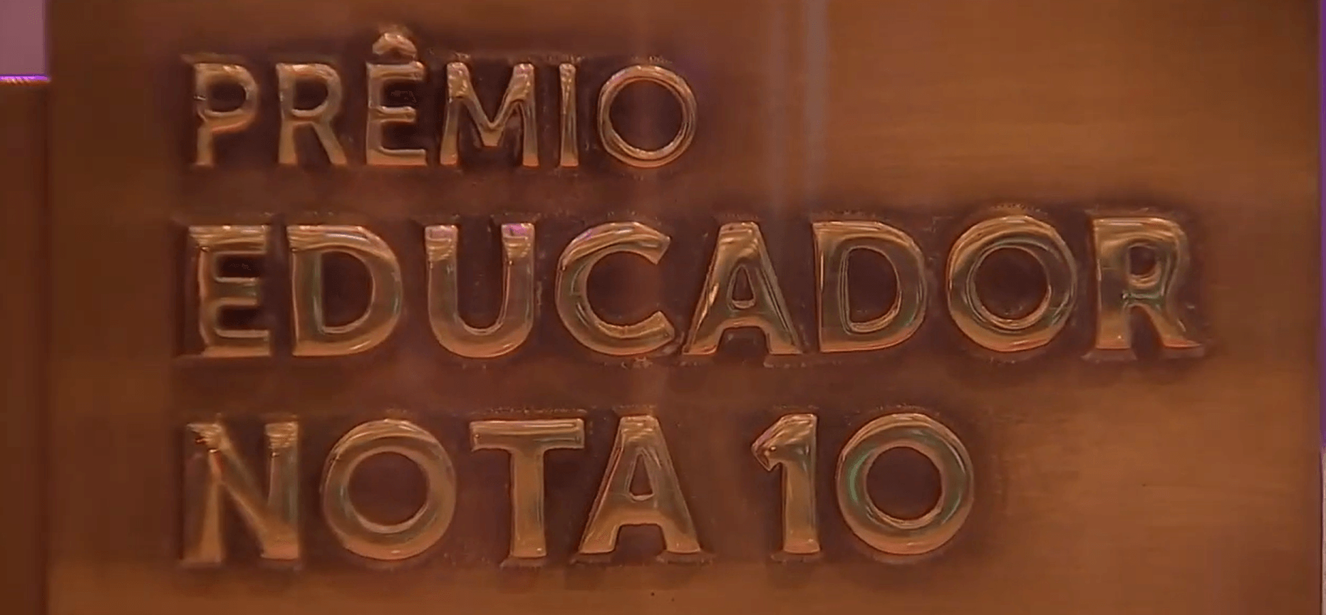 Prêmio Educador Nota 10 anuncia os 12 finalistas da 28ª edição - QTU Questões do Universo