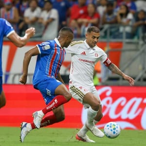 Alan Patrick admite tensão com Inter Z-4: "Difícil encontrar palavras"