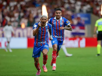 Bahia vence de virada e deixa Internacional na zona de rebaixamento