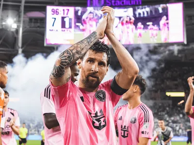 Messi faz quatro gols em goleada do Inter Miami; veja
