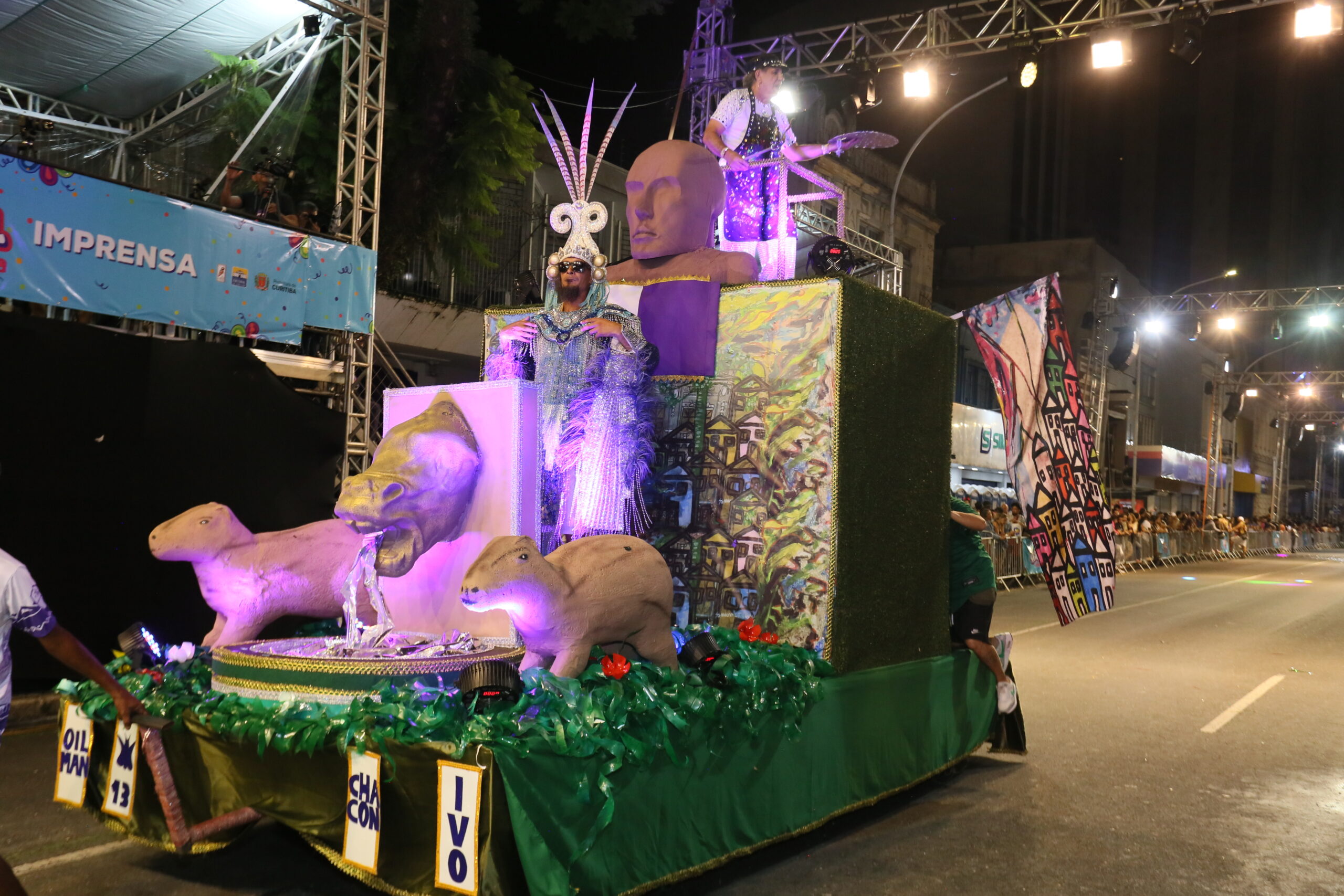 Projeto que proibia verba pública no Carnaval de Curitiba é arquivado