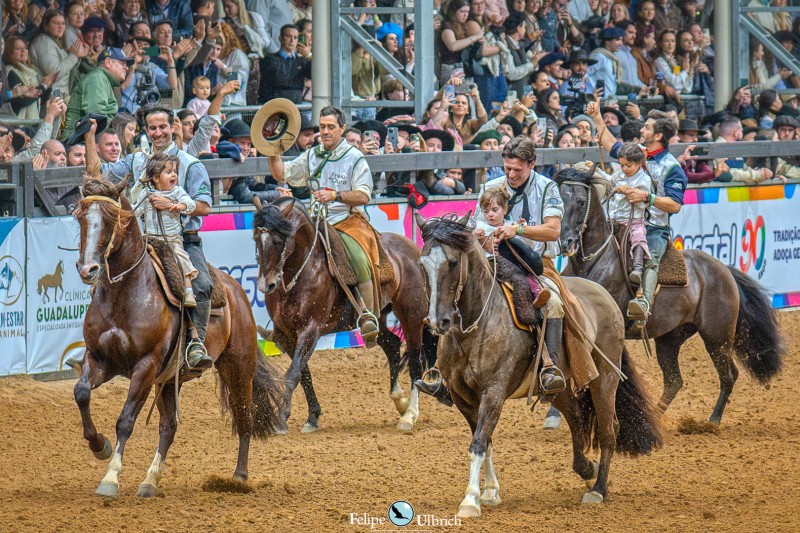 Freio de Ouro: Leon Salvaje e Oferenda da Tamanca vencem na Expointer