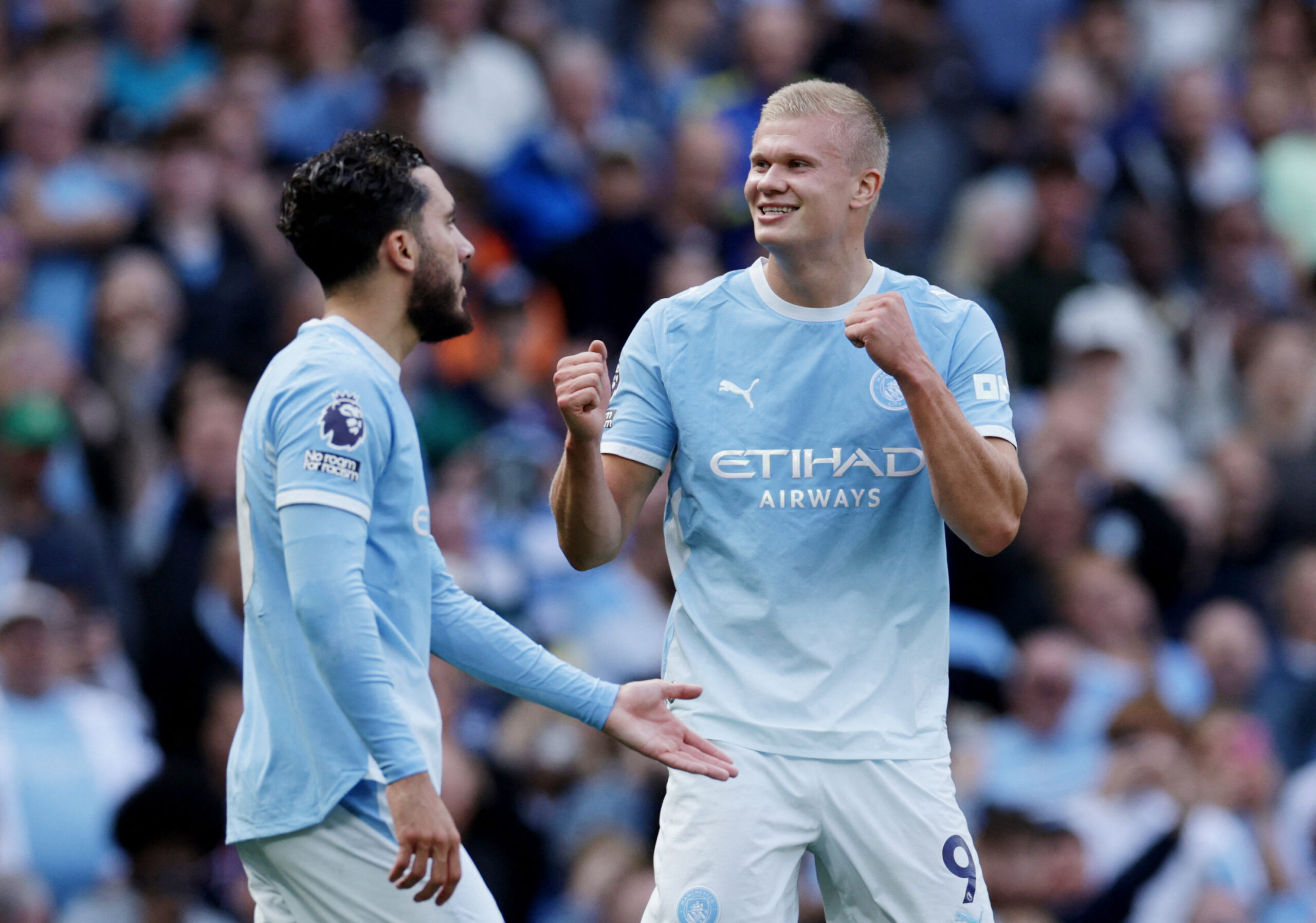 Em estreia de astro argentino, City vence Coventry graças a Haaland