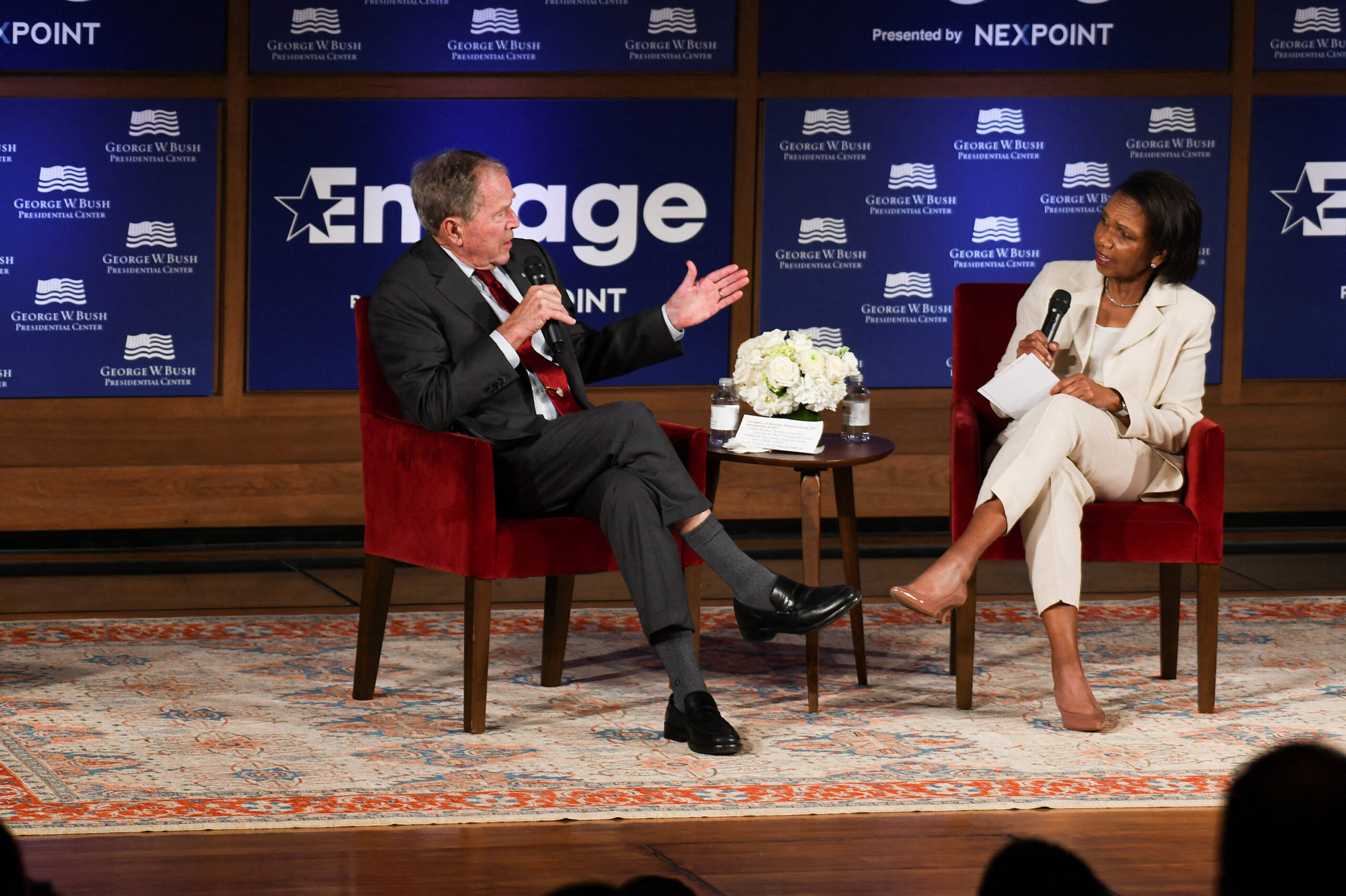 25 anos do 11 de setembro: o momento em que Bush recebe notícia do ataque