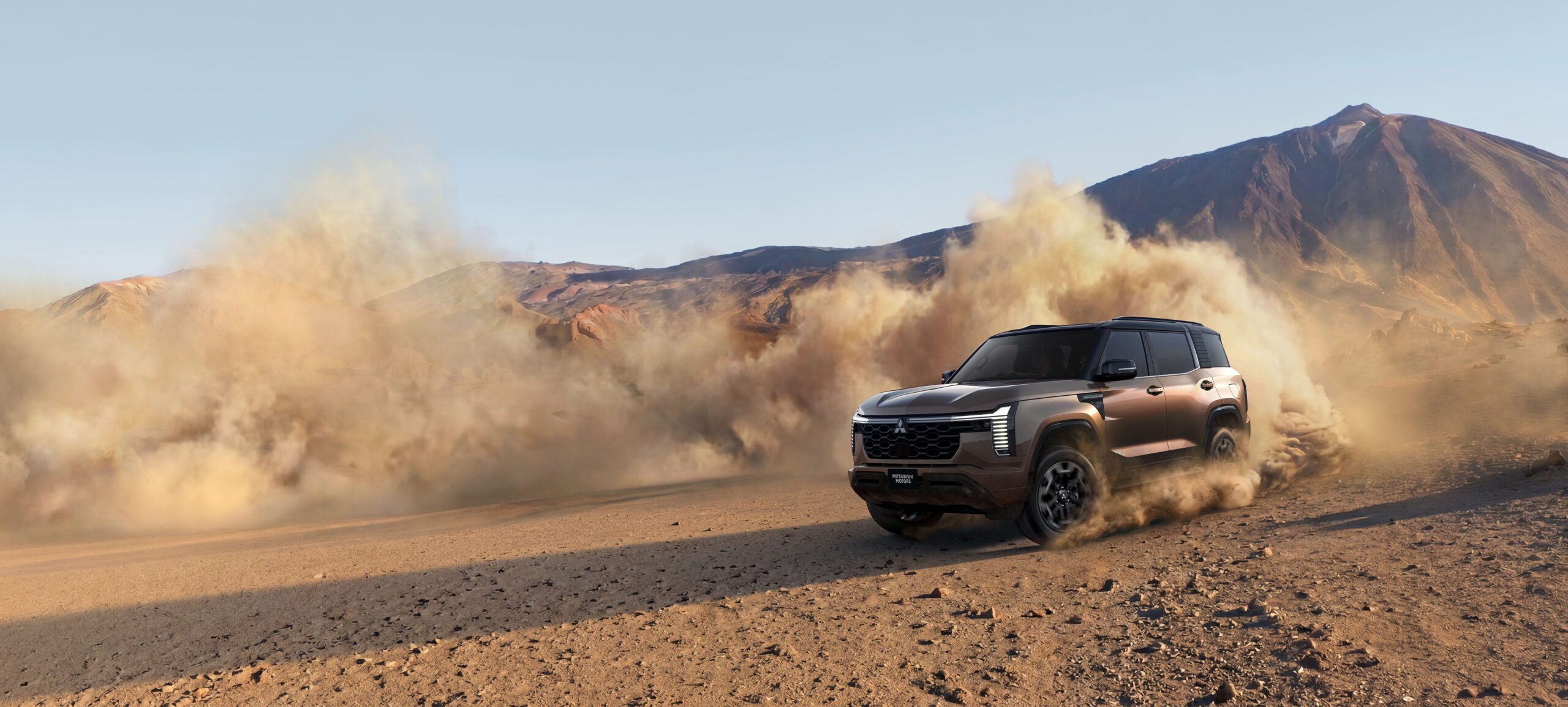 Novo Pajero volta com 7 lugares, motor diesel e destino certo ao Brasil