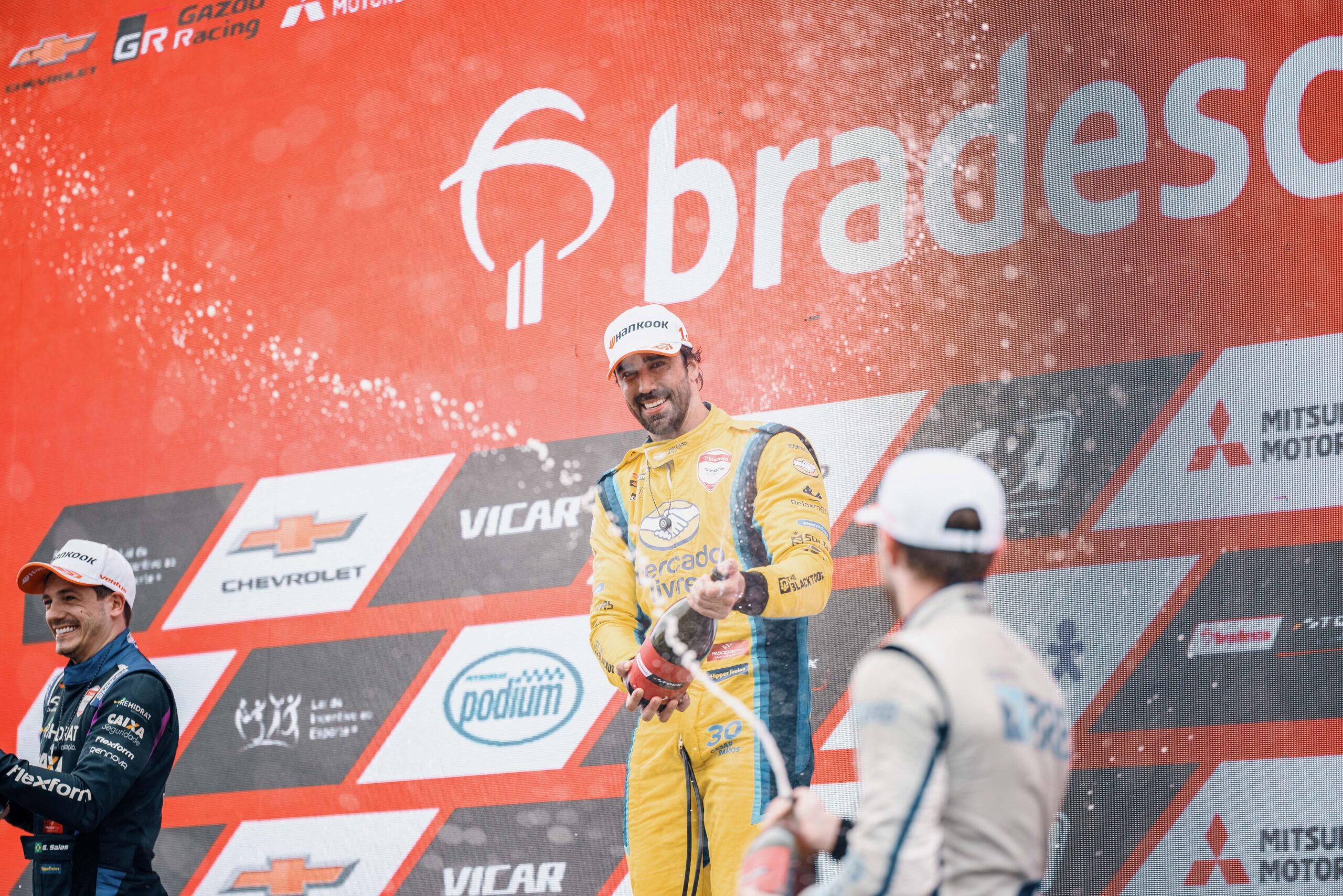 Em corrida impecável, César Ramos larga da pole para vencer em Curvelo