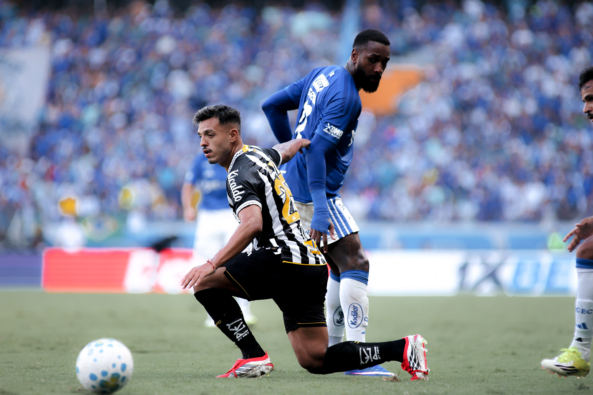 Santos x Cruzeiro: escalações definidas para duelo pelo Brasileirão