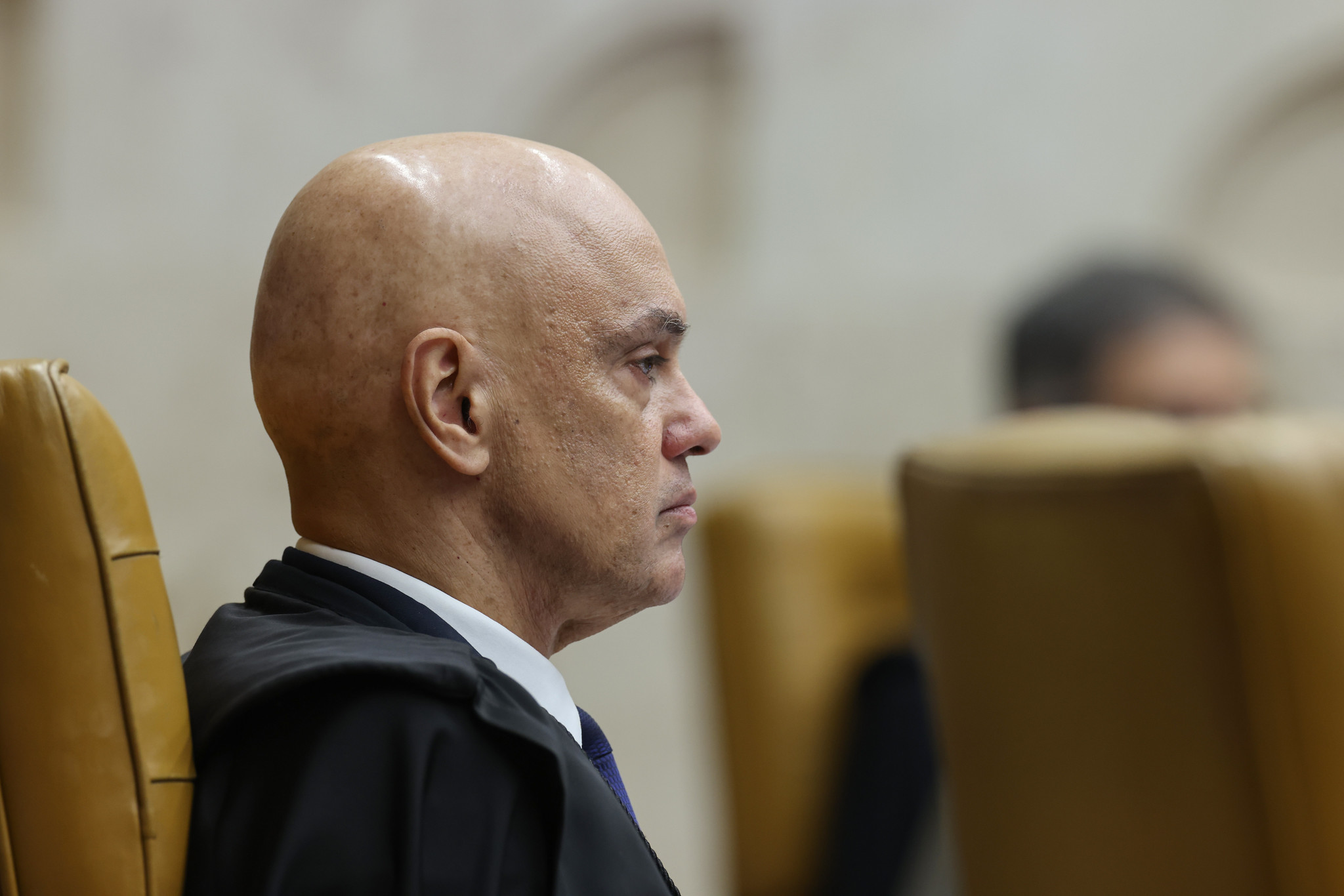 Moraes acusa Mendonça de "estar a serviço de grupo que quis dar golpe"