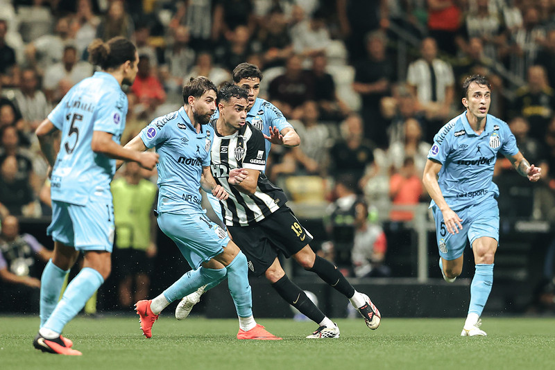 Veja os melhores momentos da classificação do Atlético sobre o Santos