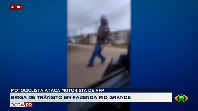 Motorista de aplicativo tem carro danificado em Fazenda Rio Grande