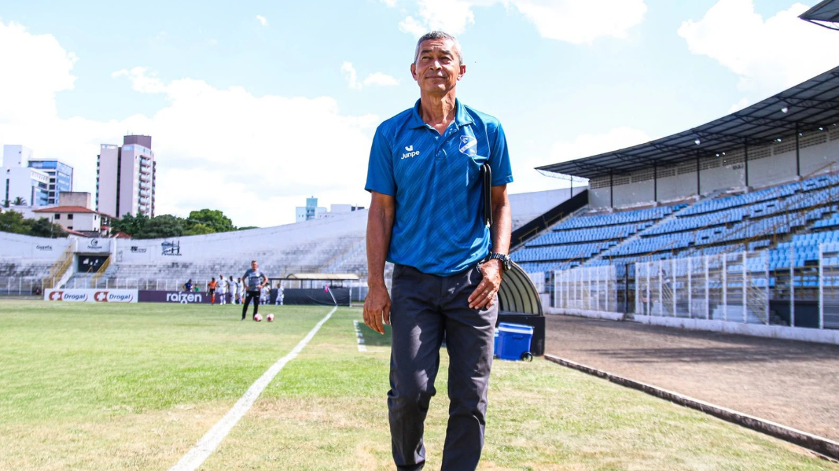 Técnico Alberto Félix retorna ao Esporte Clube Taubaté