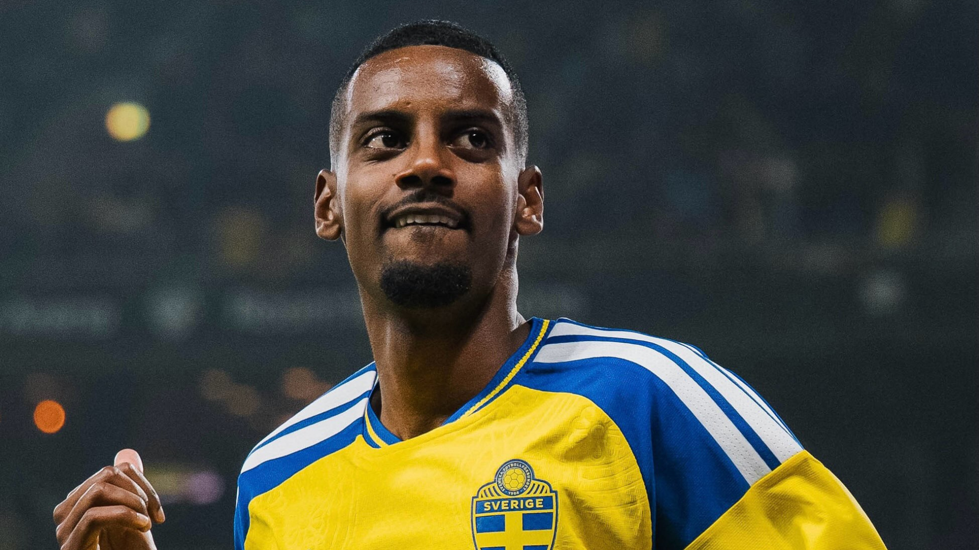 Isak, do Liverpool, sofre lesão e é cortado da Suécia na Liga das Nações