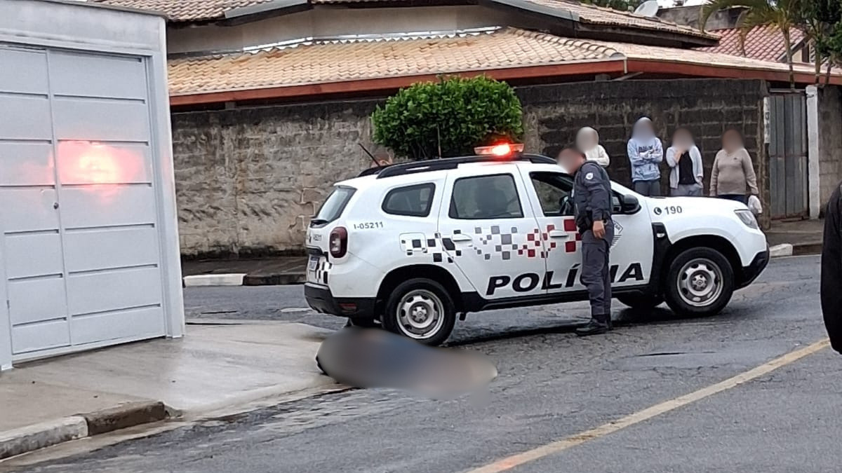 Dupla em motocicleta mata homem a tiros em Pindamonhangaba