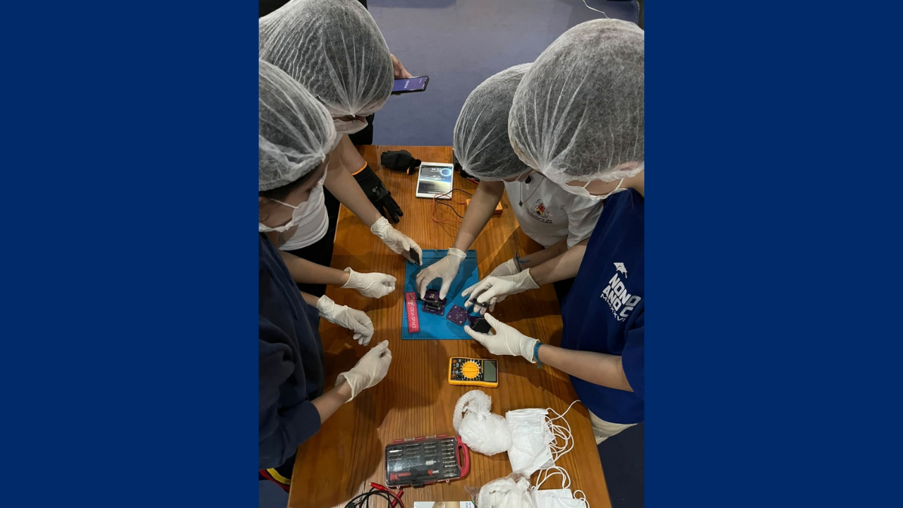 Alunos de Sorocaba constroem satélite que será lançado ao espaço
