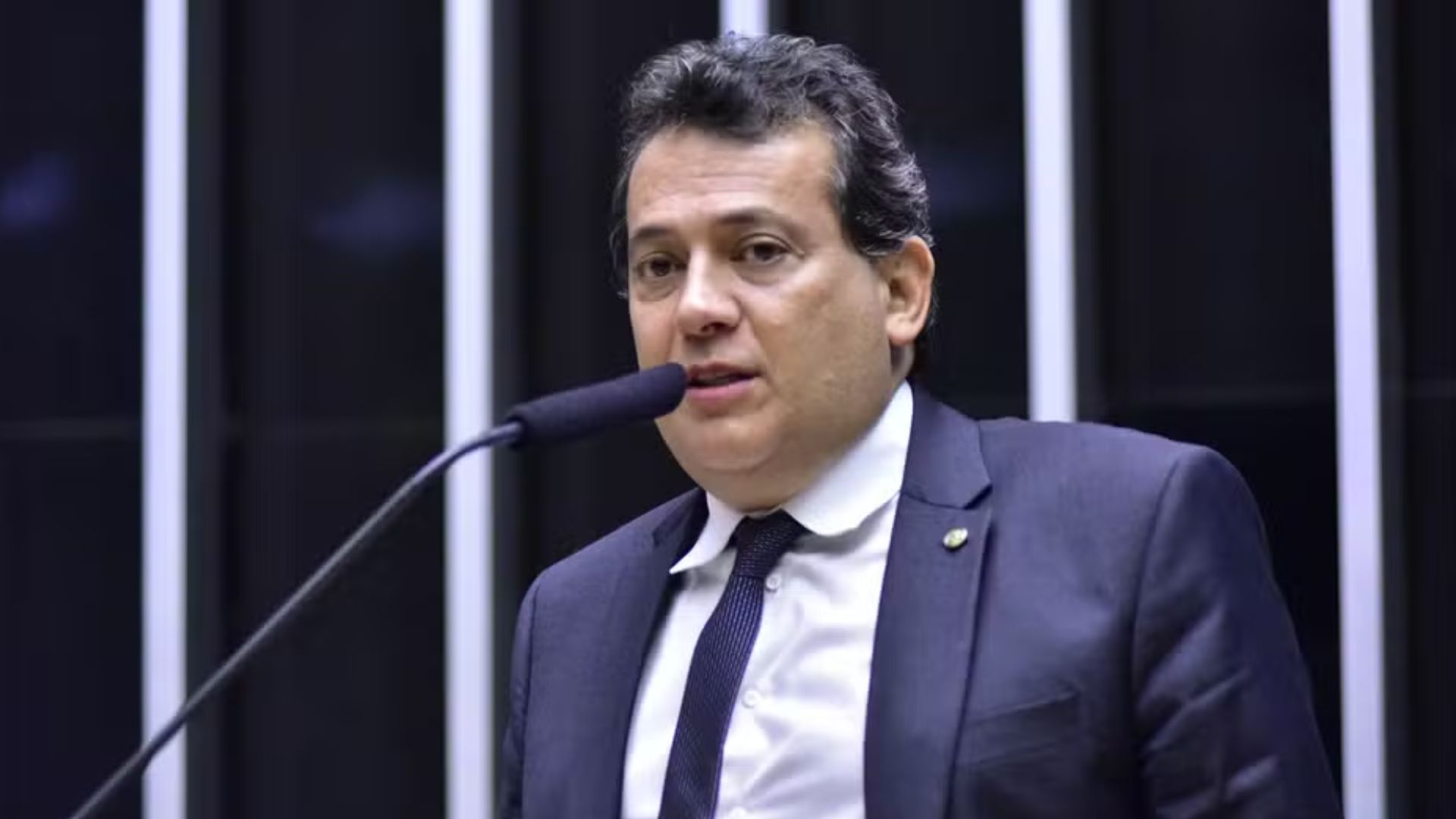 PF afirma que deputado federal Ricardo Abrão financiou esquema de compra