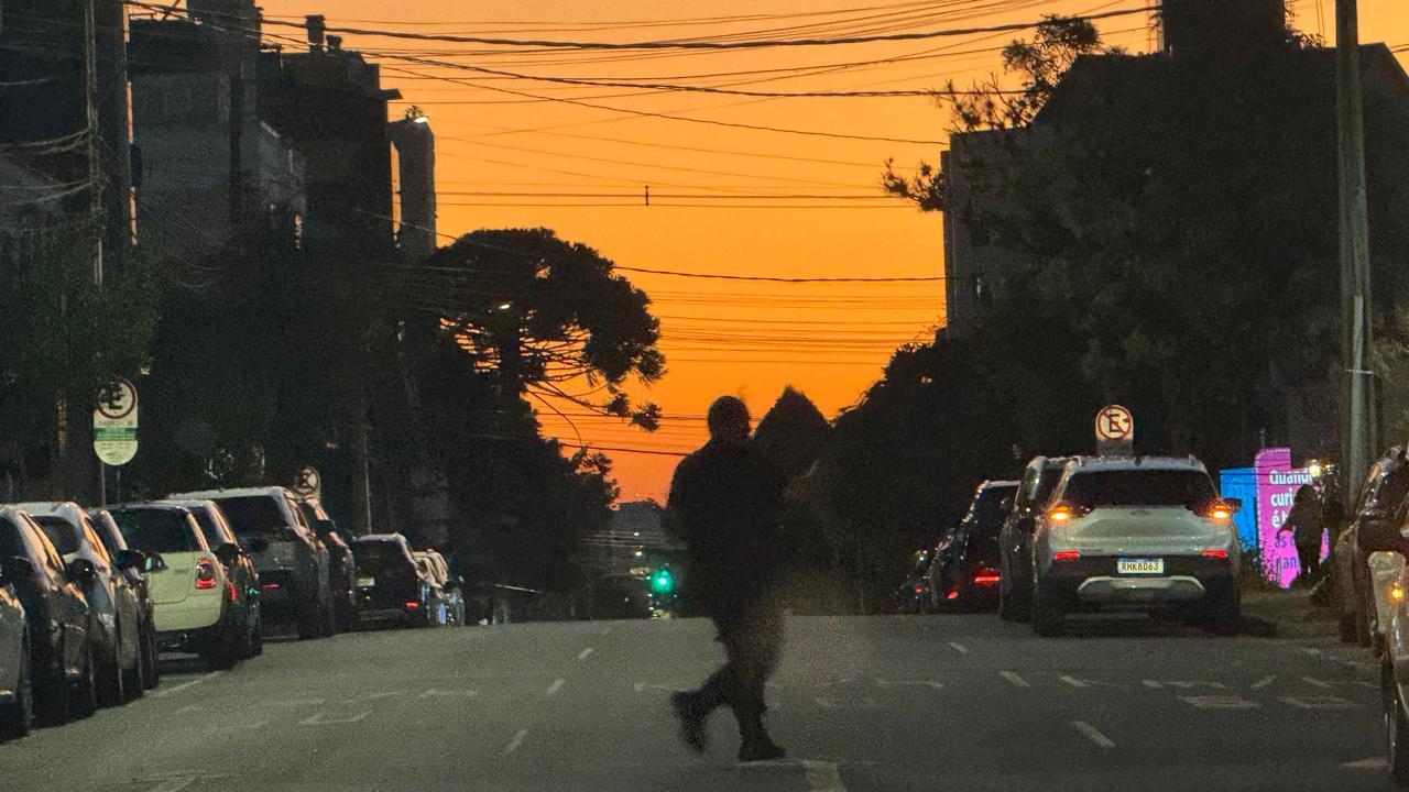 Termômetros chegam a 37,5°C no Paraná; Curitiba registra 30°C
