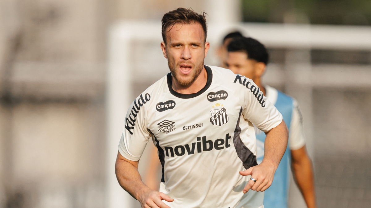 Arthur e Rodinei são inscritos no BID e podem estrear pelo Santos