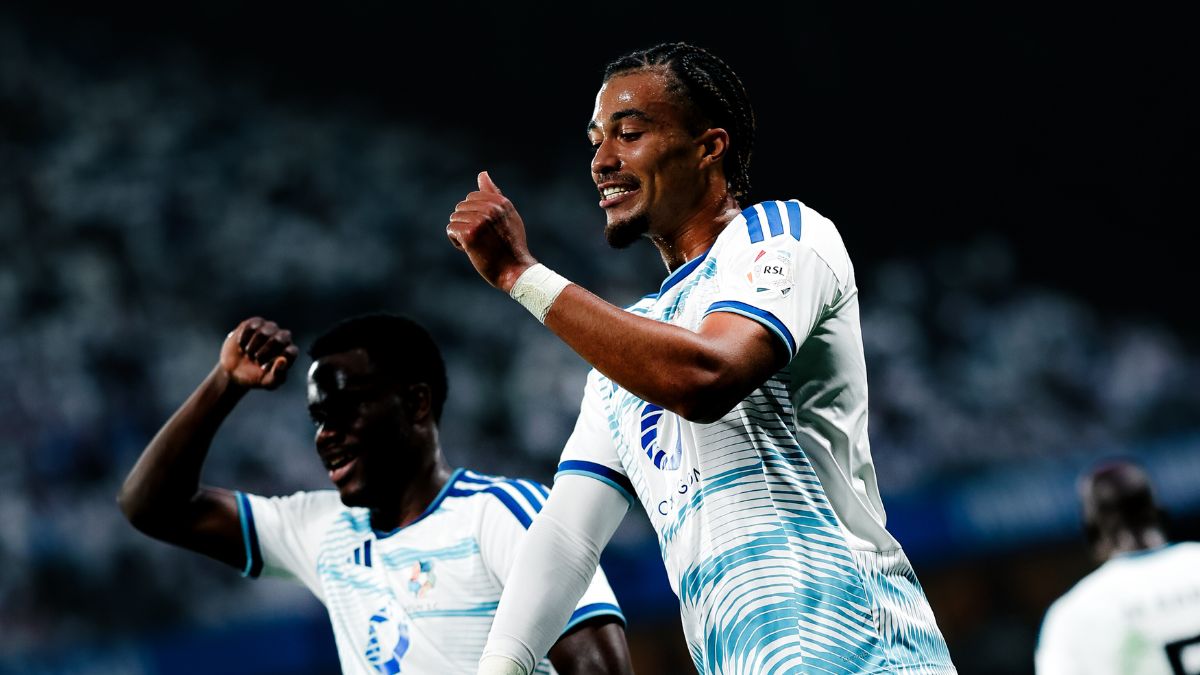 Al Hilal joga mal, perde pro Neom e vê invencibilidade cair; veja os gols
