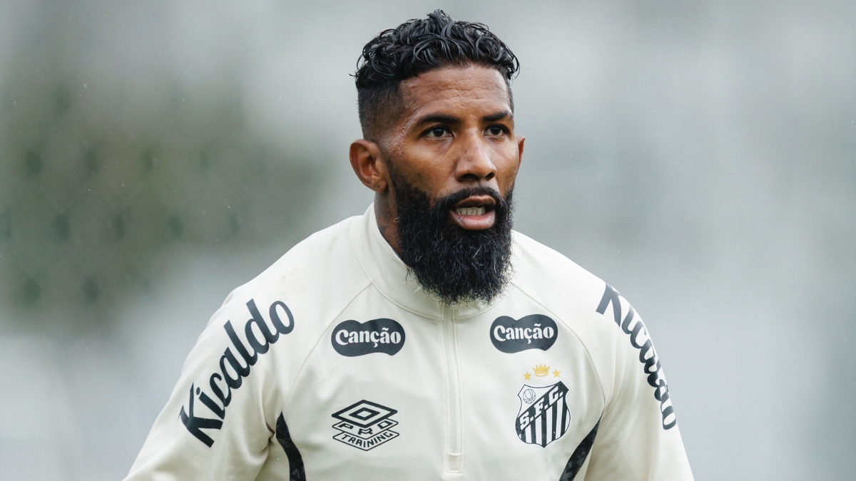 Santos relaciona Rodinei contra o Atlético-MG na Sul-Americana; veja lista