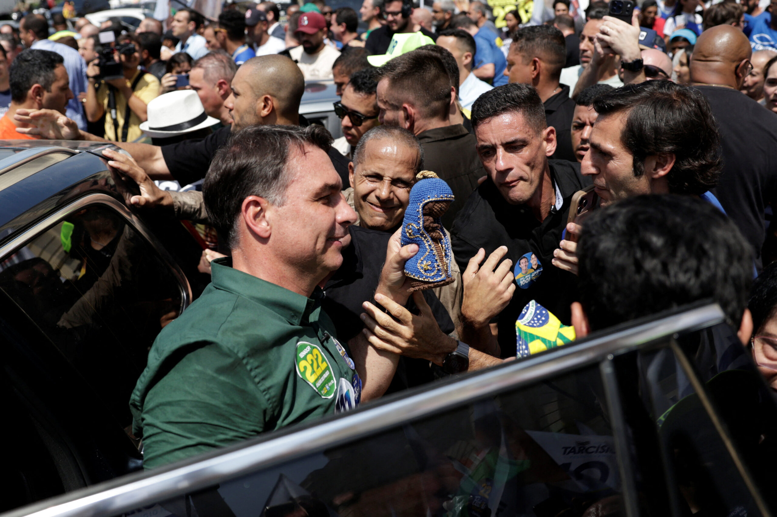 Flávio diz que nota da CNBB confirma 'fake news' sobre Nossa Senhora