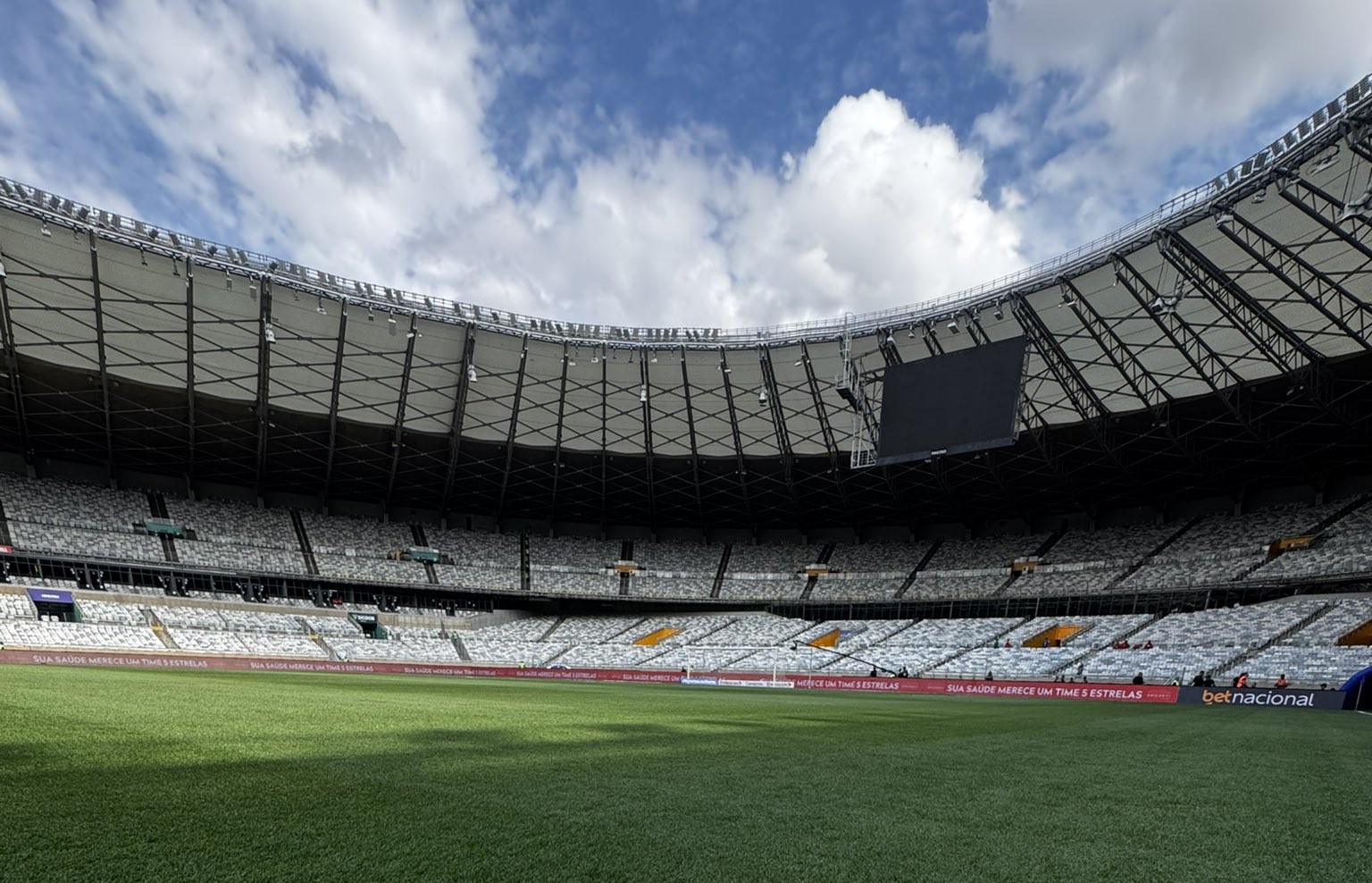 Cruzeiro x Athletico: veja escalações para jogo do Brasileirão