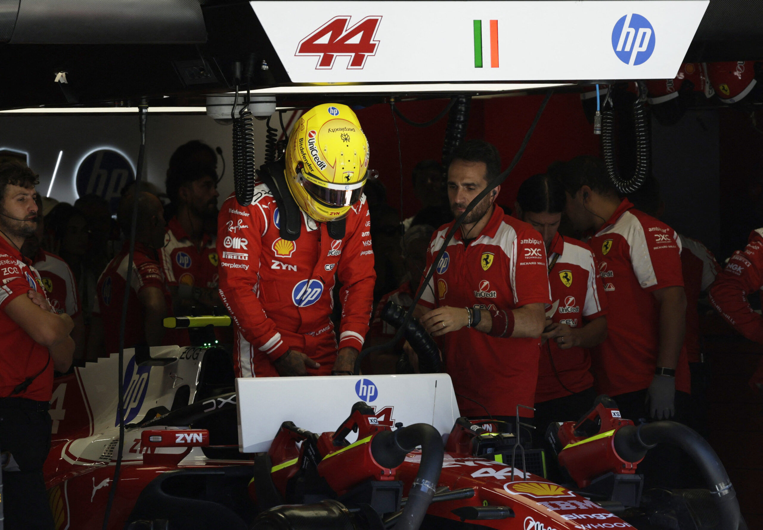 Hamilton abandona uma corrida pela 1ª vez em 2026; veja retrospecto