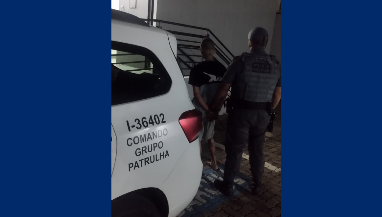 Homem é preso por violência doméstica após agredir a companheira em Leme