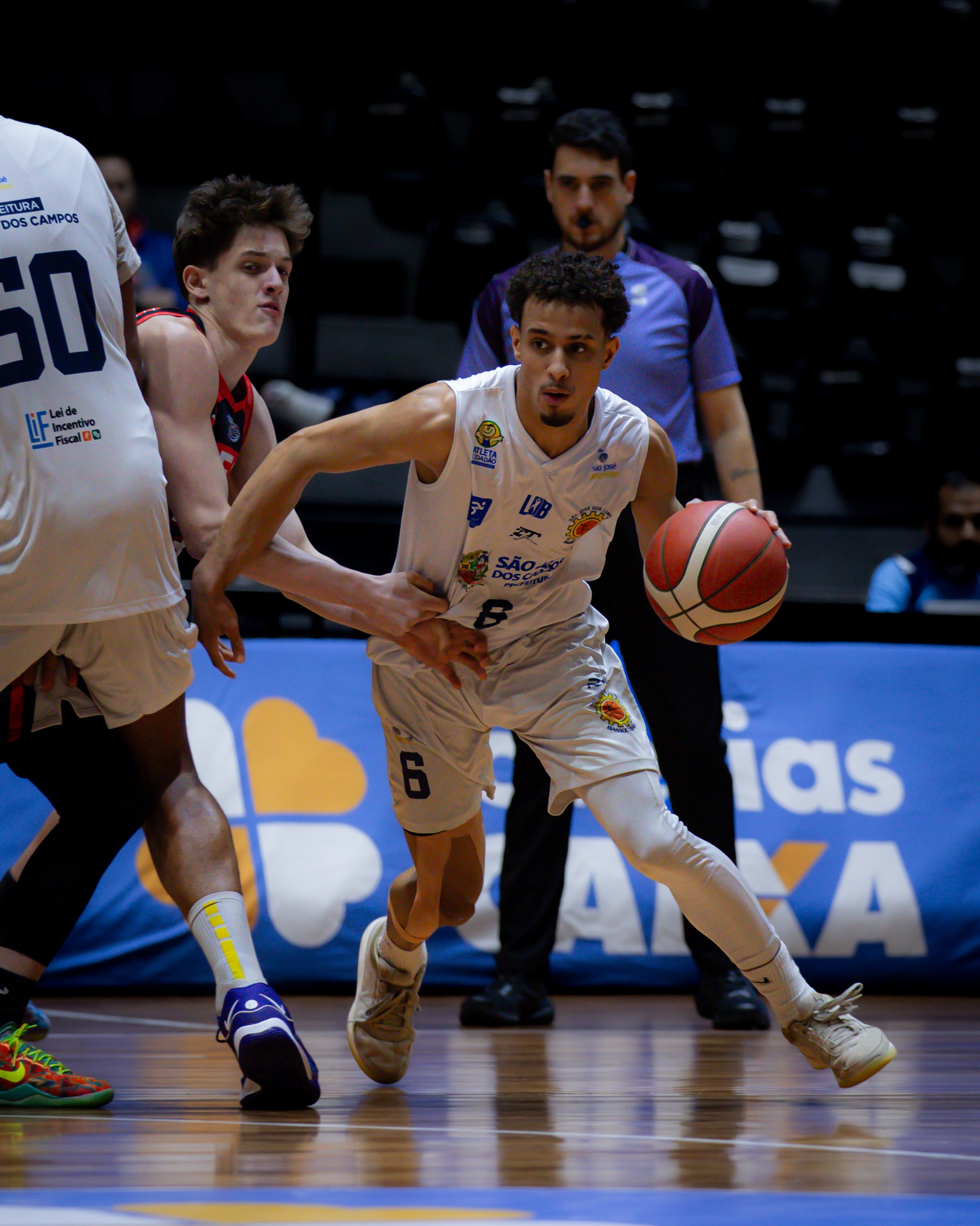 São José Basketball vira no último quarto para estrear com vitória na LDB
