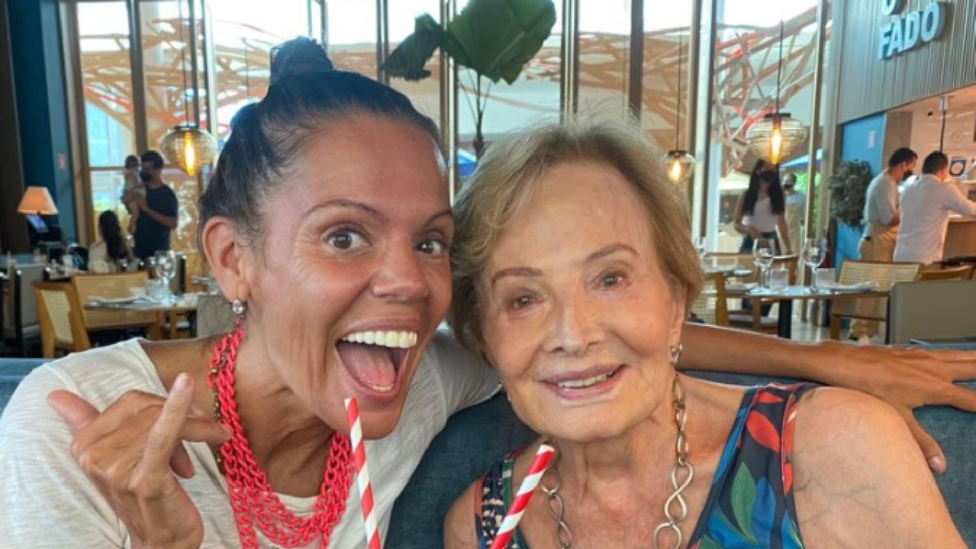 Mocita Fagundes diz ter conversado em sonho com a sogra, Glória Menezes