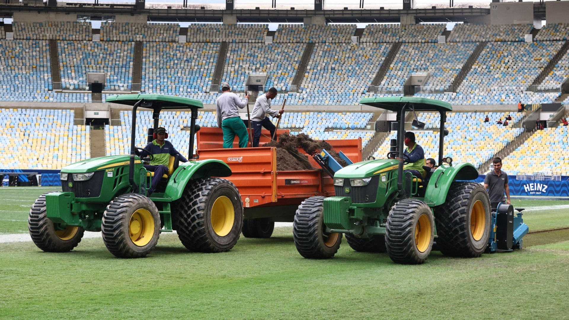 Maracanã inicia troca do gramado após jogo da NFL no Rio