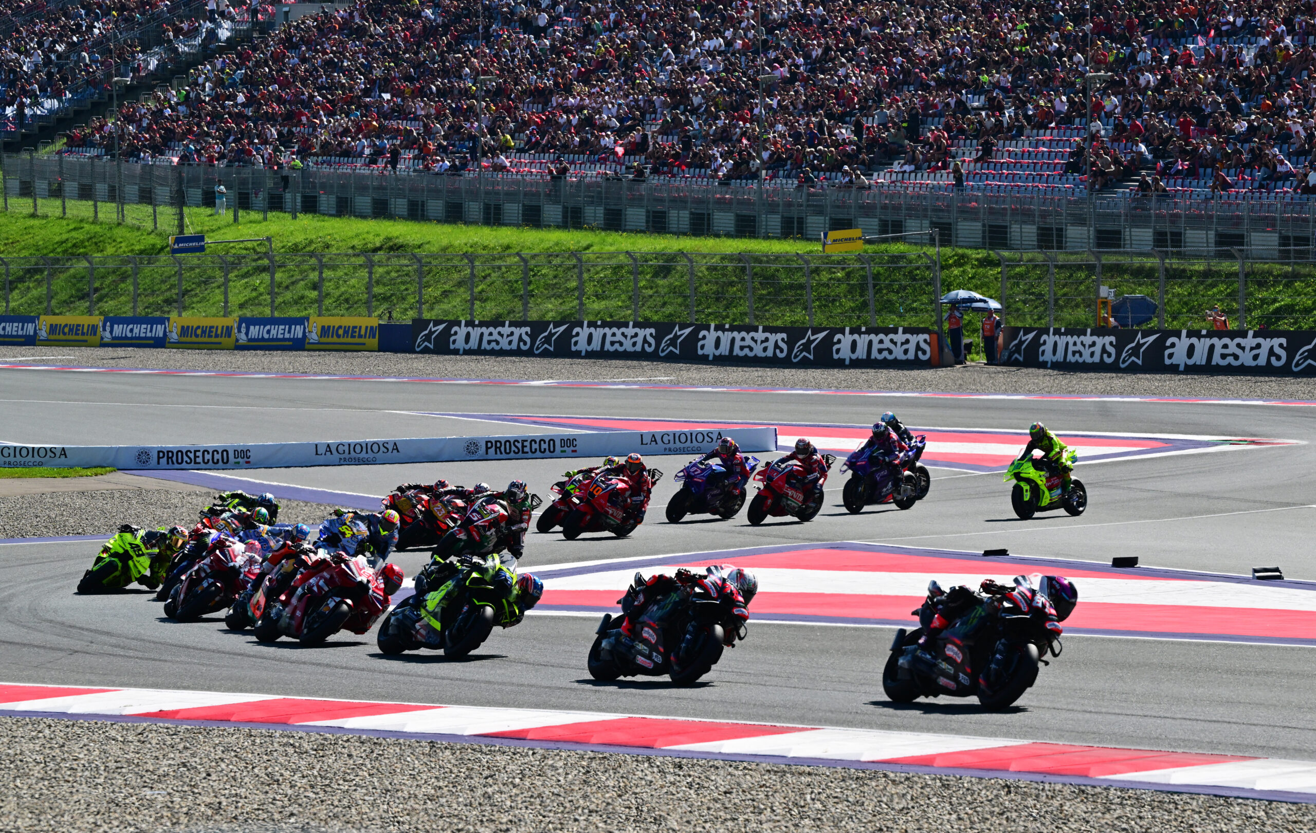 MotoGP divulga calendário de 2027 com etapa em Goiânia; veja todas as datas