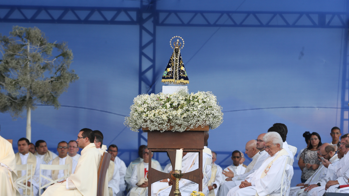 3x2: Ministros votam para manter remoção de posts sobre N. Sra. Aparecida