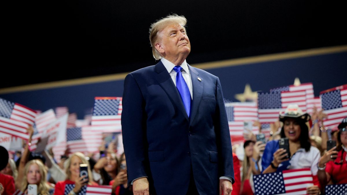 Trump rejeita pacto para frear IA e alerta contra queda nos EUA
