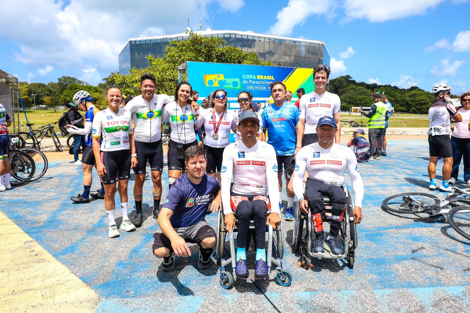 Instituto Athlon conquista 10 pódios na Copa Brasil de Paraciclismo