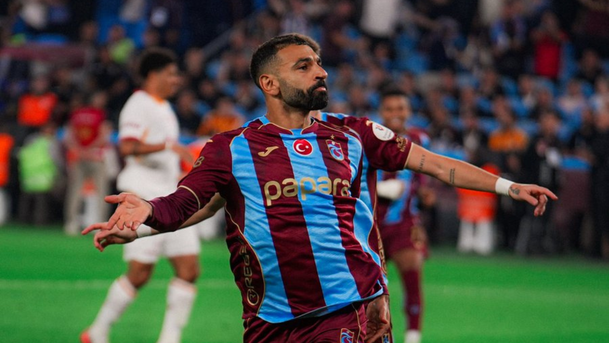 Salah brilha com hat-trick em goleada do Trabzonspor diante do Galatasaray