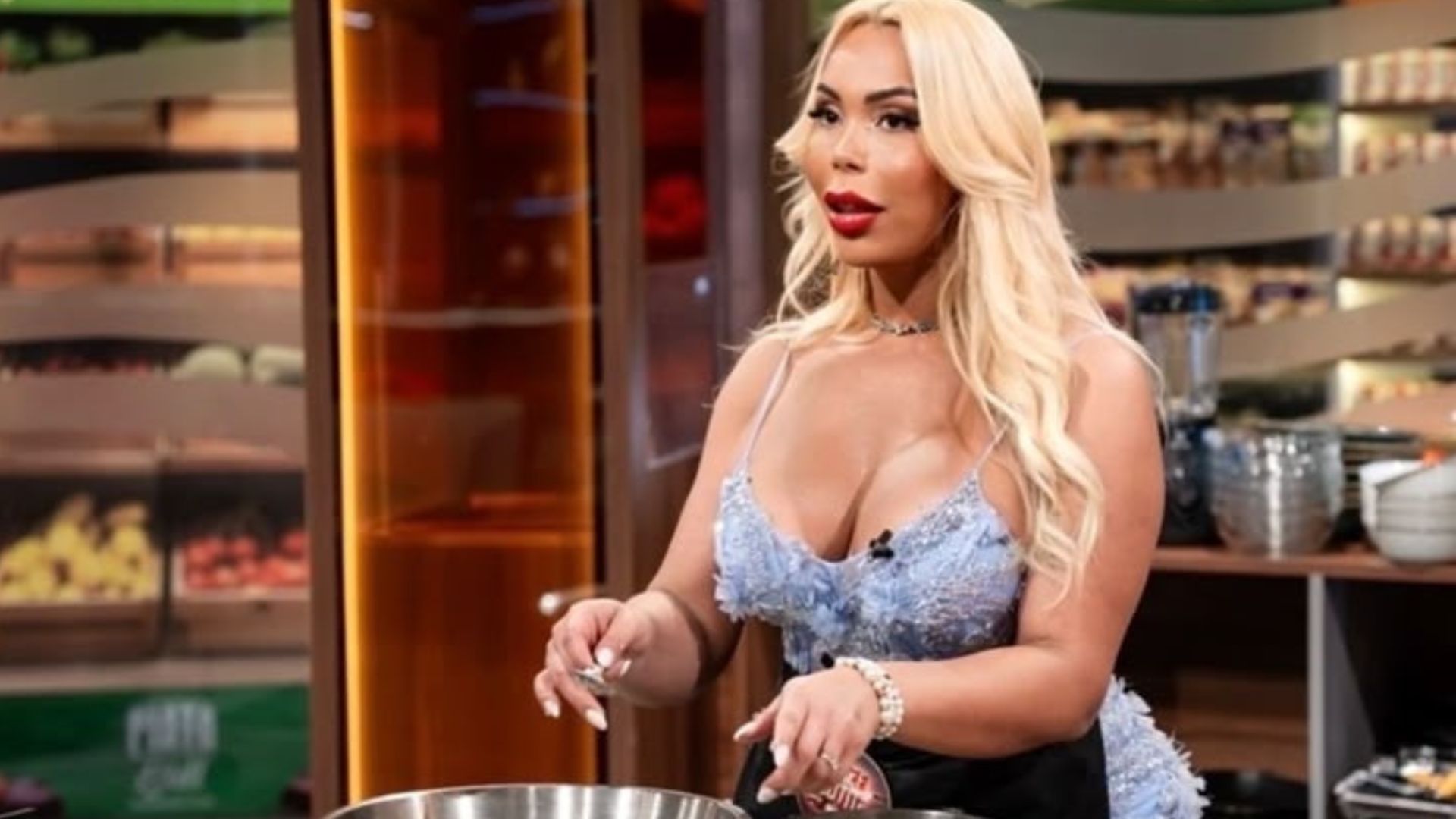 Ex-reality de culinária relata pedidos de fetiche com comida; entenda