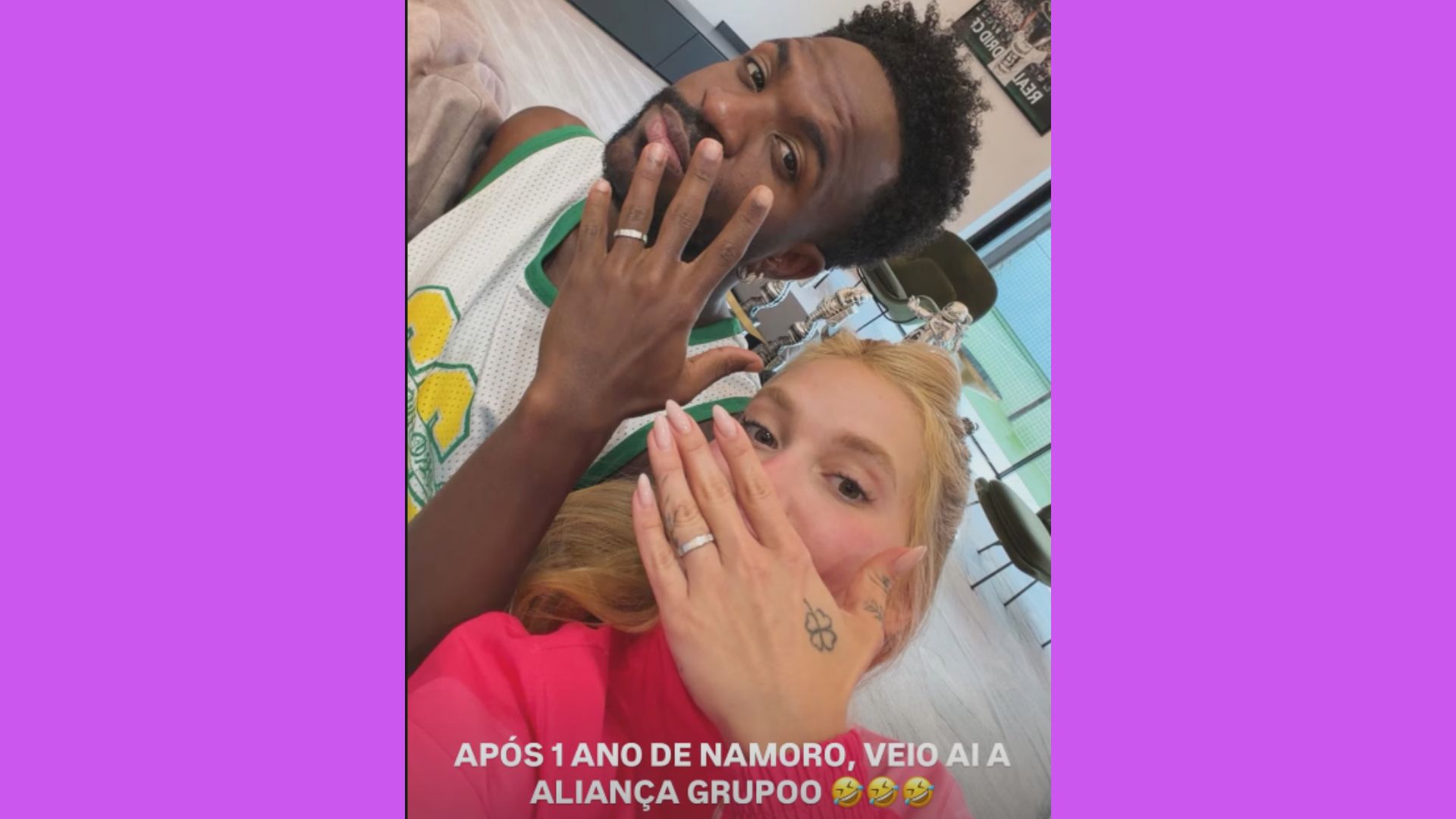 Virginia exibe aliança de namoro com Vini Jr. após 1 ano de relacionamento