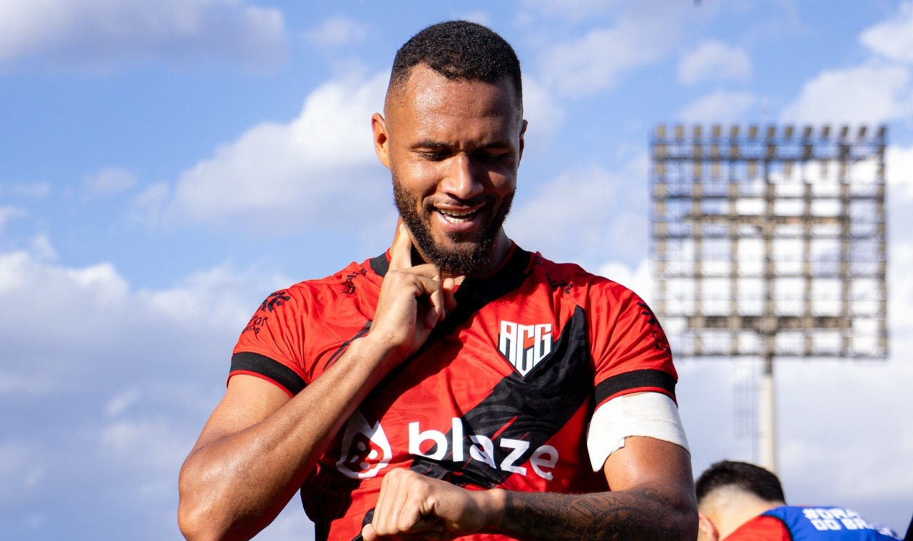 Atlético-GO goleia, e Novorizontino assume liderança da Série B
