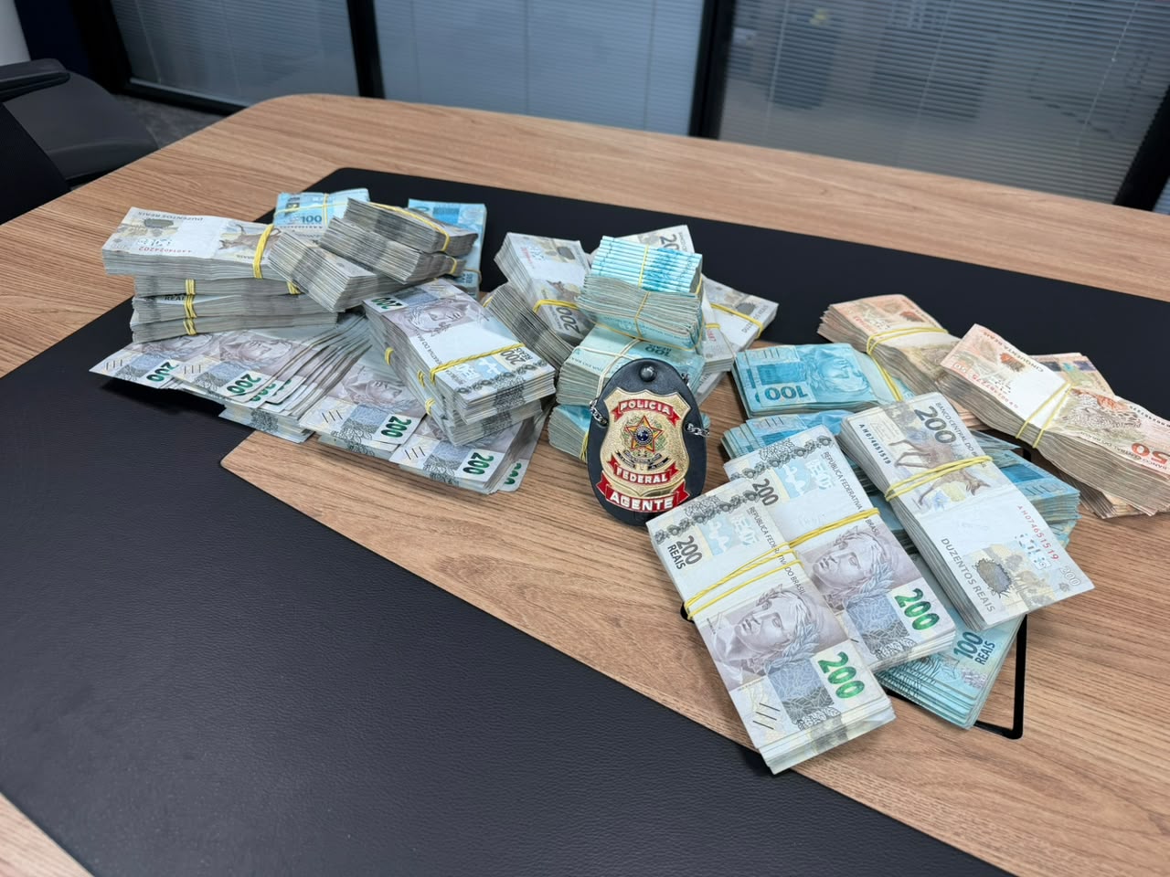 PF faz operação contra lavagem de dinheiro e crimes eleitorais em Sorocaba
