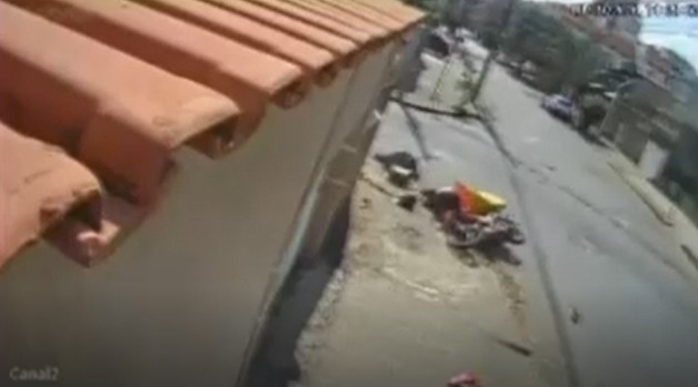 Três motociclistas morrem em dois acidentes em BH