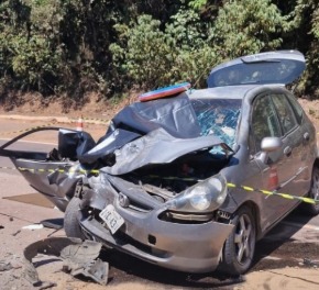Passageira morre e três crianças ficam feridas em batida entre carros