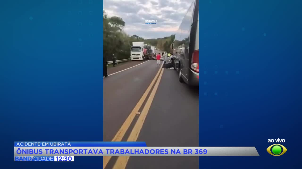 Grave acidente entre ônibus e carretas fecha BR-369 em Ubiratã