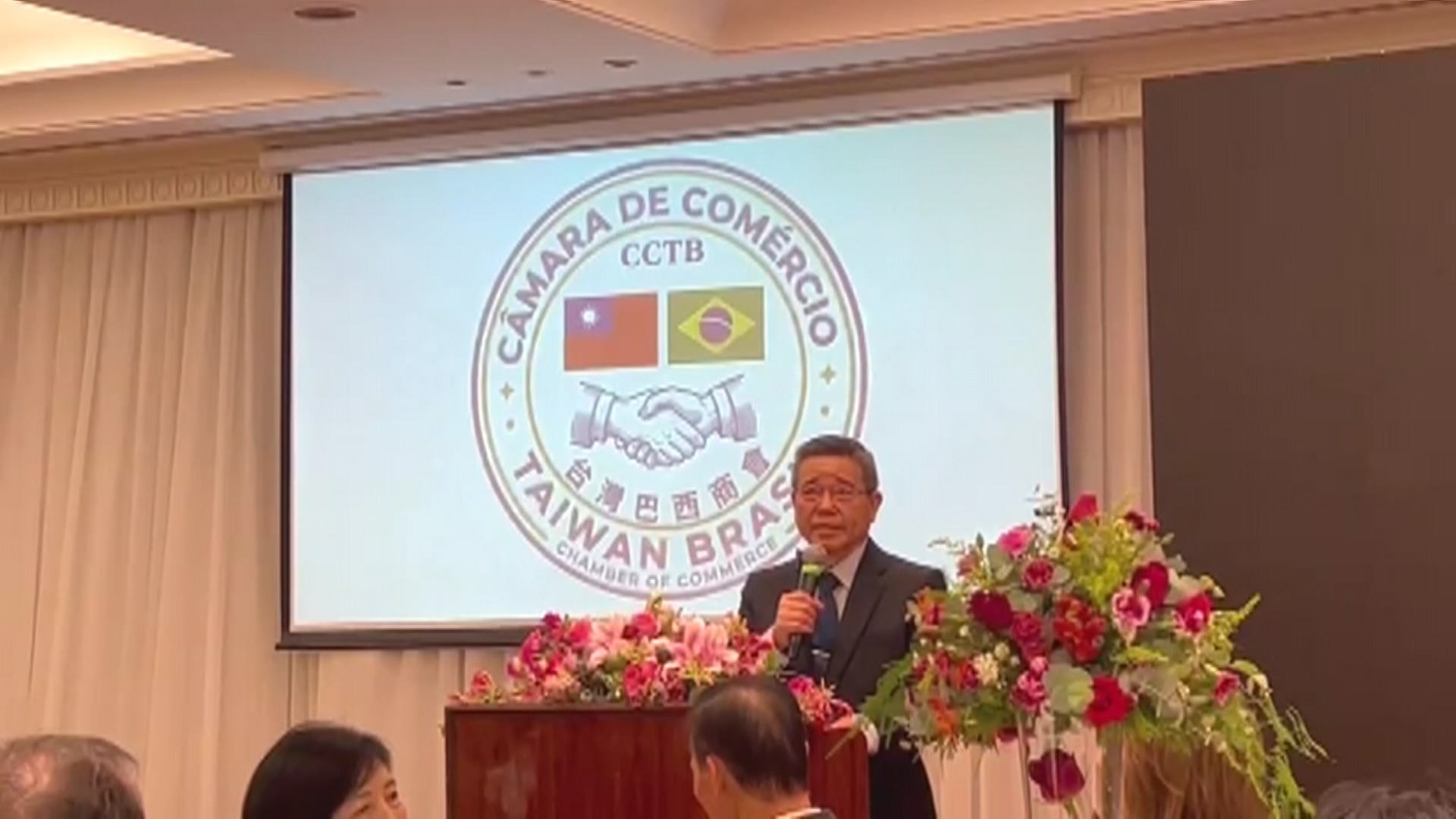 Taiwan e Brasil ampliam parcerias em tecnologia e semicondutores