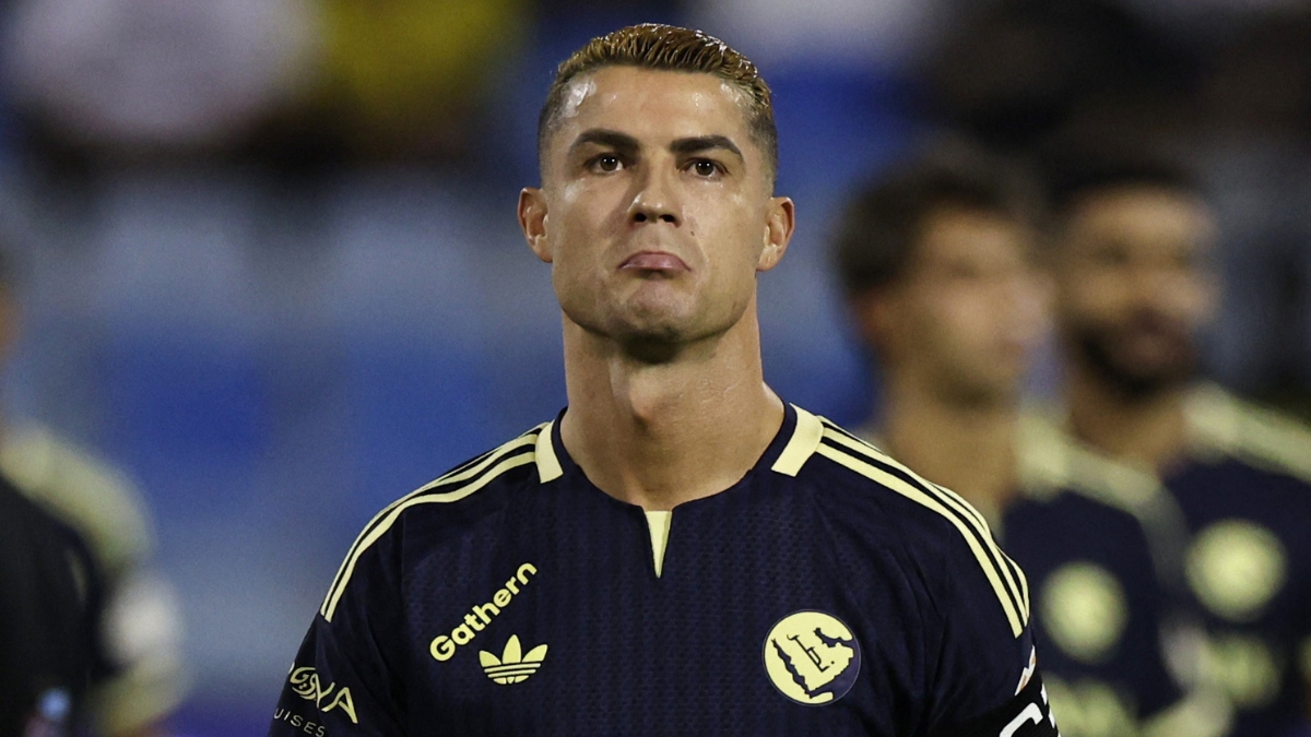 CR7 pede banimento de torcedores que ironizaram morte de Diogo Jota